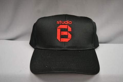 Hat Emb Studio 6 Blk/Red